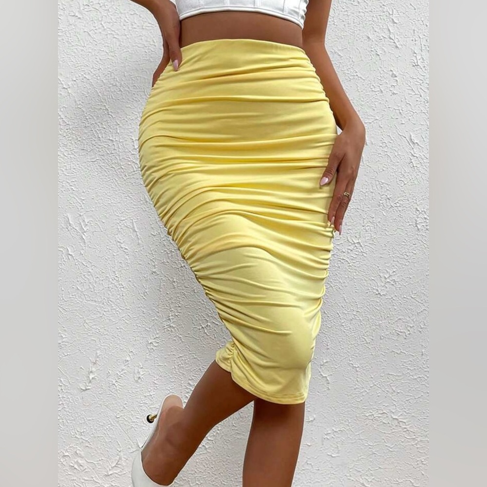 Ruched Yellow Skirt - Picture 5 of 9
